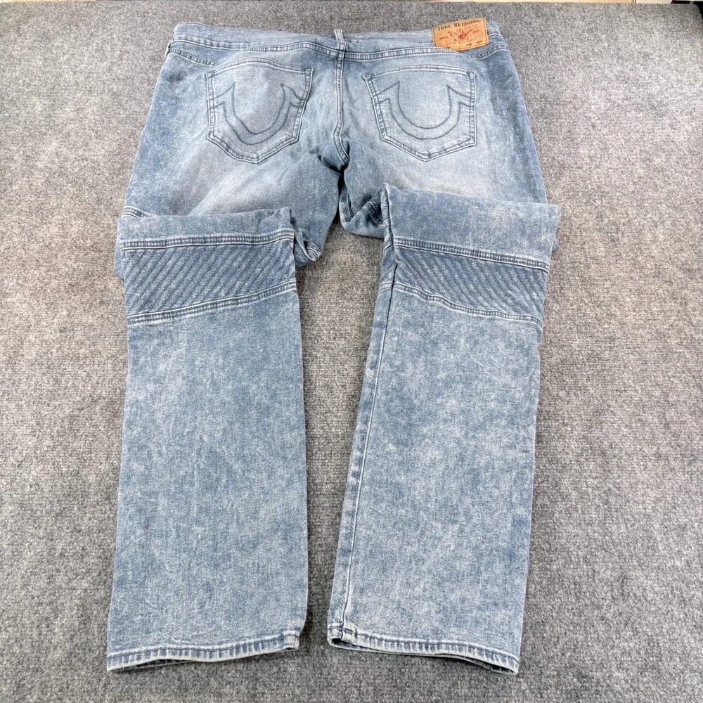 True Religion Geno Relaxed Slim Moto Jeans Mens 42 Light Wash Blue Ribbed Knee